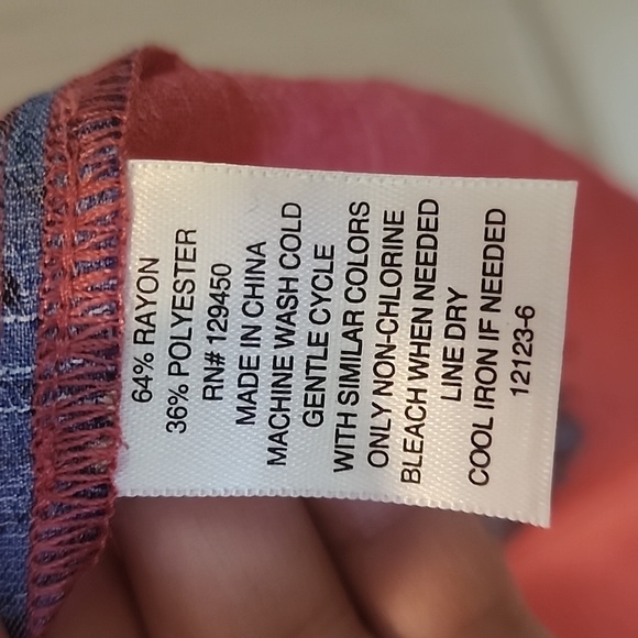 Summer Floral Tank. NWT - Picture 5 of 5